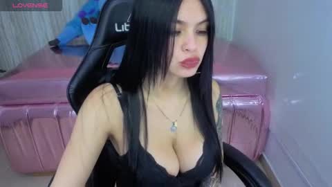 Snapshot of nathaly_tp chatting on 03/18/26, 09:29 Nathy online show from 03/18/26, 09:29