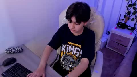 nathalyy_ds online show from 09/19/25, 03:08