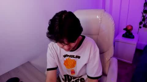 Snapshot of nathalyy_ds chatting on 02/05/26, 02:16 nathalyy_ds online show from 02/05/26, 02:16