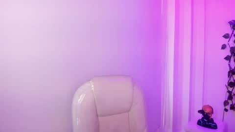 Snapshot of nathalyy_ds chatting on 02/07/26, 07:17 nathalyy_ds online show from 02/07/26, 07:17