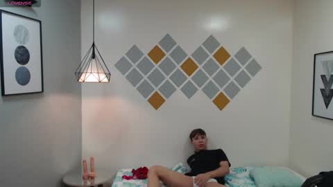 Snapshot of nathanclay chatting on 11/25/25, 04:34 nathanclay online show from 11/25/25, 04:34