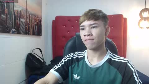 Snapshot of nathanclay chatting on 12/05/25, 03:26 nathanclay online show from 12/05/25, 03:26