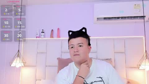 Nathaniel online show from 04/08/26, 06:19