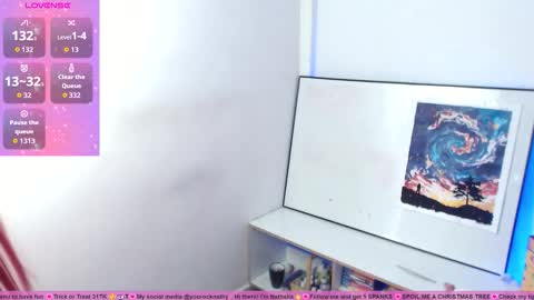 Snapshot of nathy_rock chatting on 10/31/25, 06:31 Nathalia online show from 10/31/25, 06:31