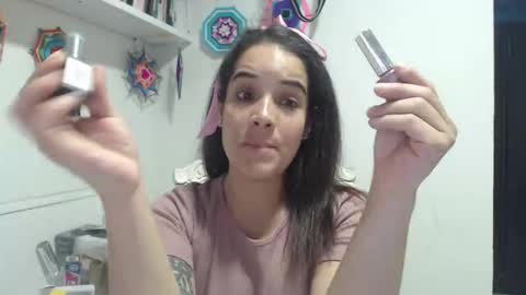 Snapshot of nathy_rock chatting on 11/02/25, 10:23 Nathalia online show from 11/02/25, 10:23