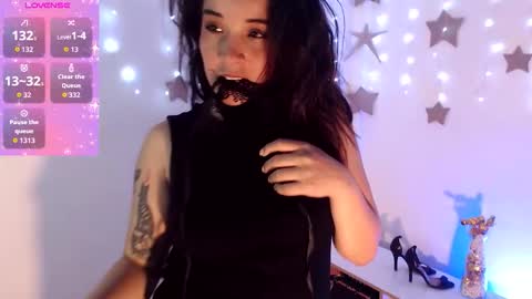 Snapshot of nathy_rock chatting on 11/23/25, 12:32 Nathalia online show from 11/23/25, 12:32