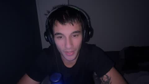 native_boy2 online show from 04/27/26, 10:13