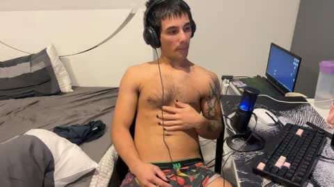 native_boy2 online show from 05/04/26, 04:47