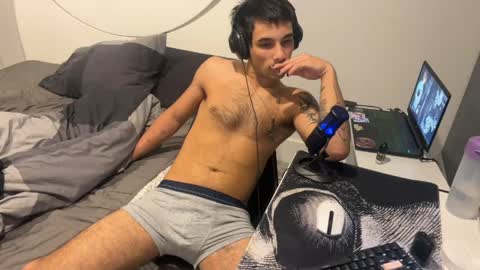 native_boy2 online show from 05/06/26, 03:17