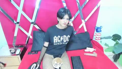 Snapshot of natsumiht chatting on 09/29/25, 05:12 natsumiht online show from 09/29/25, 05:12