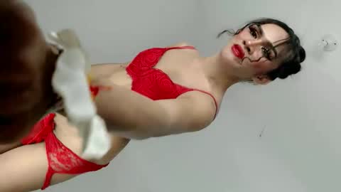 Snapshot of nattayah chatting on 02/16/26, 08:43 Nathalie smith online show from 02/16/26, 08:43