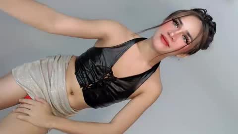 Nathalie smith online show from 05/09/26, 02:11