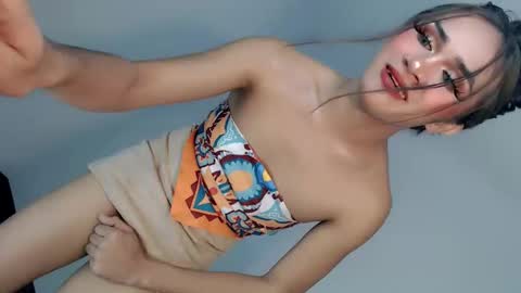 Nathalie smith online show from 05/12/26, 06:27