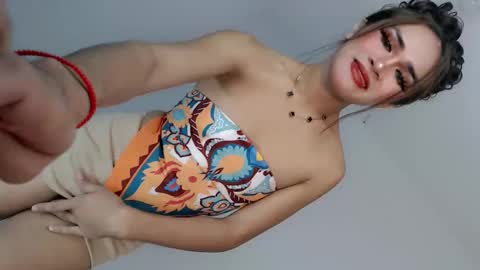 Nathalie smith online show from 05/18/26, 03:35