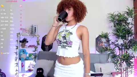 Snapshot of natty_romanof_1 chatting on 12/12/24, 12:55 natty online show from 12/12/24, 12:55