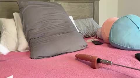 NATTY FIERROS online show from 10/24/25, 06:48