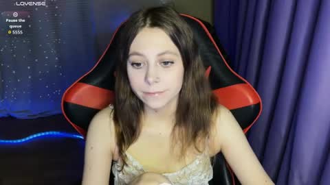 Snapshot of natural_babe666 chatting on 04/20/26, 06:53 natural_babe666 online show from 04/20/26, 06:53