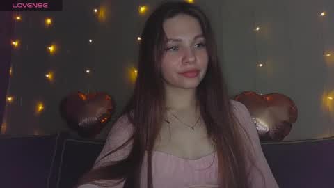 Snapshot of nature_starlight chatting on 04/13/26, 01:49 Eva online show from 04/13/26, 01:49