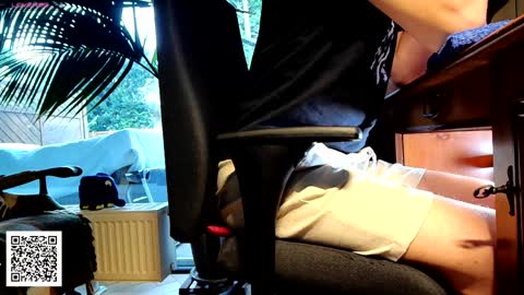 Nature online show from 12/19/24, 02:35