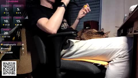 Nature online show from 11/21/25, 09:57