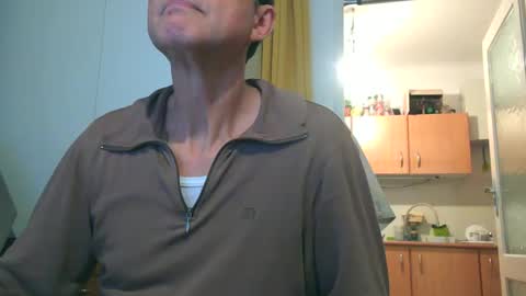 naturista25 online show from 11/24/25, 03:23