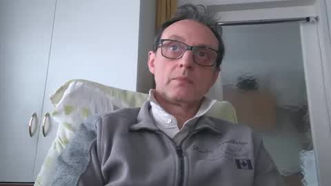 Snapshot of naturista25 chatting on 01/13/26, 01:27 naturista25 online show from 01/13/26, 01:27