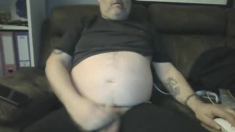 Snapshot of naturistmale45 chatting on 01/26/25, 03:47 naturistmale45 online show from 01/26/25, 03:47