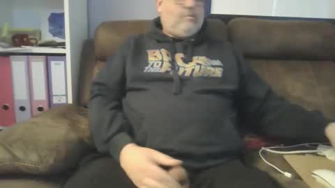 Snapshot of naturistmale45 chatting on 01/28/25, 02:21 naturistmale45 online show from 01/28/25, 02:21