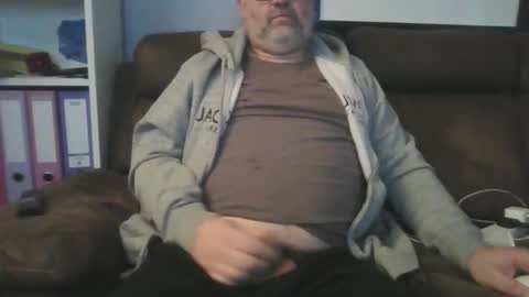 Snapshot of naturistmale45 chatting on 02/03/25, 08:57 naturistmale45 online show from 02/03/25, 08:57