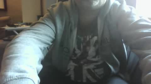 Snapshot of naturistmale45 chatting on 09/16/25, 07:31 naturistmale45 online show from 09/16/25, 07:31