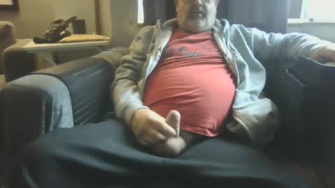 Snapshot of naturistmale45 chatting on 10/16/25, 07:53 naturistmale45 online show from 10/16/25, 07:53