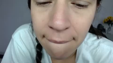 Snapshot of natutalcorps chatting on 11/19/25, 01:00 natutalcorps online show from 11/19/25, 01:00