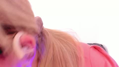 Snapshot of naty__mature_ chatting on 11/04/25, 10:25 Nataly online show from 11/04/25, 10:25