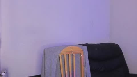 Snapshot of naty__mature_ chatting on 12/18/25, 08:37 Nataly online show from 12/18/25, 08:37