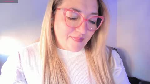 Nataly online show from 03/31/26, 05:13