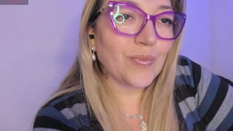 Nataly online show from 05/15/26, 11:23