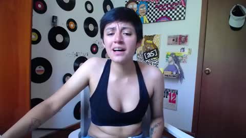 Snapshot of naty_lux19 chatting on 01/16/25, 06:06 Fernanda online show from 01/16/25, 06:06