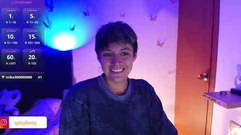 Snapshot of naty_lux19 chatting on 01/10/26, 02:02 Fernanda online show from 01/10/26, 02:02