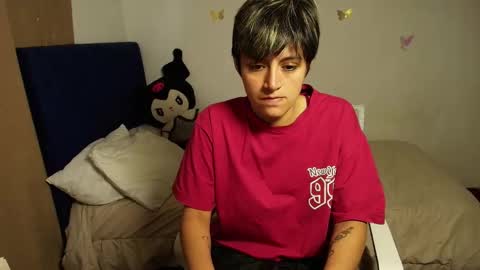 Snapshot of naty_lux19 chatting on 02/14/26, 05:43 Fernanda online show from 02/14/26, 05:43