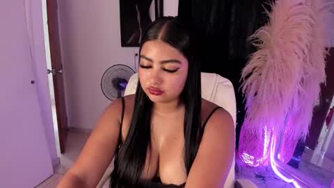 Snapshot of naty_tony chatting on 09/16/25, 01:01 Natasha doll31 online show from 09/16/25, 01:01