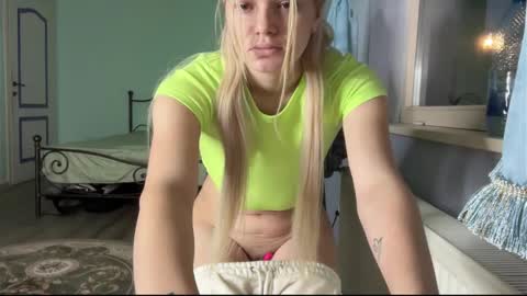 Andreea online show from 12/04/25, 05:17