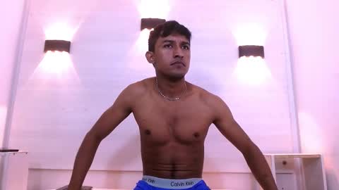 Snapshot of natzuki_ chatting on 10/23/25, 11:42 natzuki_ online show from 10/23/25, 11:42