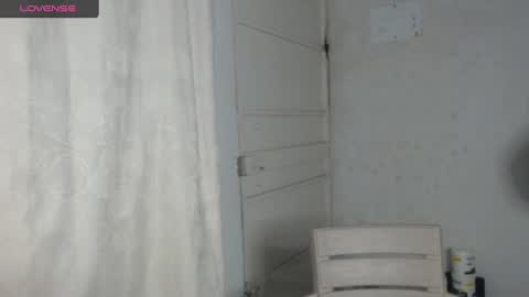 Snapshot of natzumi_mcqueen chatting on 12/14/24, 10:56 Stella Mcqueen online show from 12/14/24, 10:56