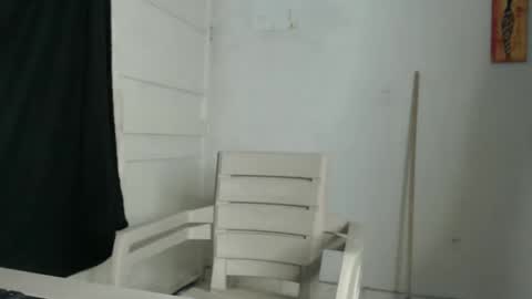 Snapshot of natzumi_mcqueen chatting on 01/31/25, 12:29 Stella Mcqueen online show from 01/31/25, 12:29