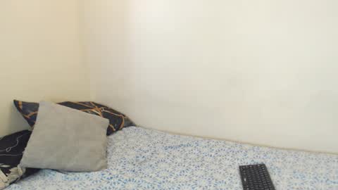 Snapshot of naudiz chatting on 11/09/25, 09:13 Eimy online show from 11/09/25, 09:13