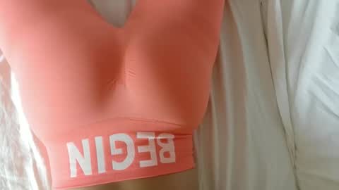 naughthyasian online show from 05/20/26, 09:04