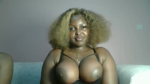 naughti_garlie online show from 05/31/26, 06:09