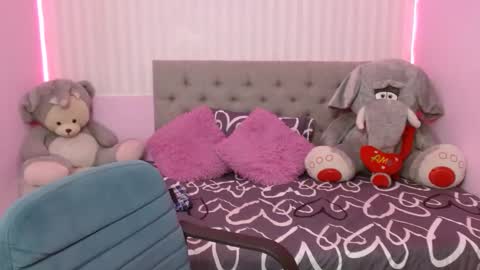 Zoe online show from 02/11/25, 06:55