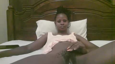 Snapshot of naughty_babe000 chatting on 01/16/26, 08:02 alisha online show from 01/16/26, 08:02