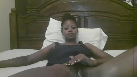 Snapshot of naughty_babe000 chatting on 03/15/26, 06:52 alisha online show from 03/15/26, 06:52